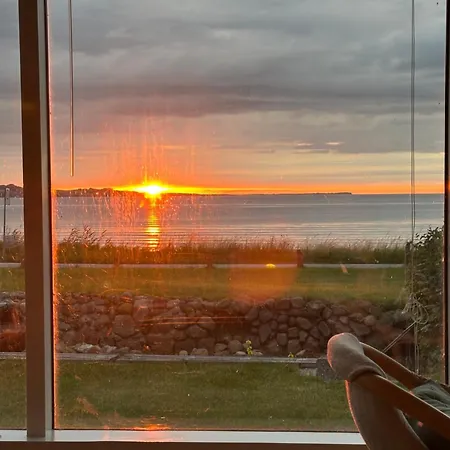 First row - SUPER beach - best sunset view *