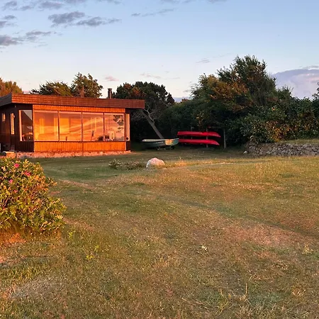Beachfront - Sauna, Sunset View, Canoes, Peaceful, Fully Heated For Winter Hébergement de vacances Føllenslev