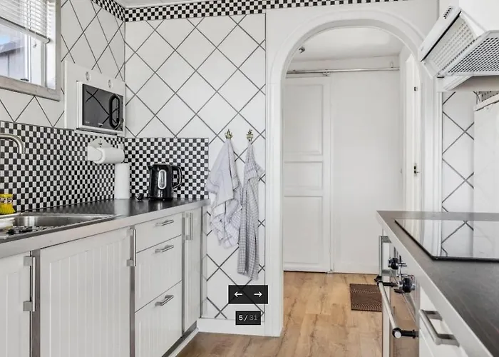 First Row - Super - Sunset View * Føllenslev